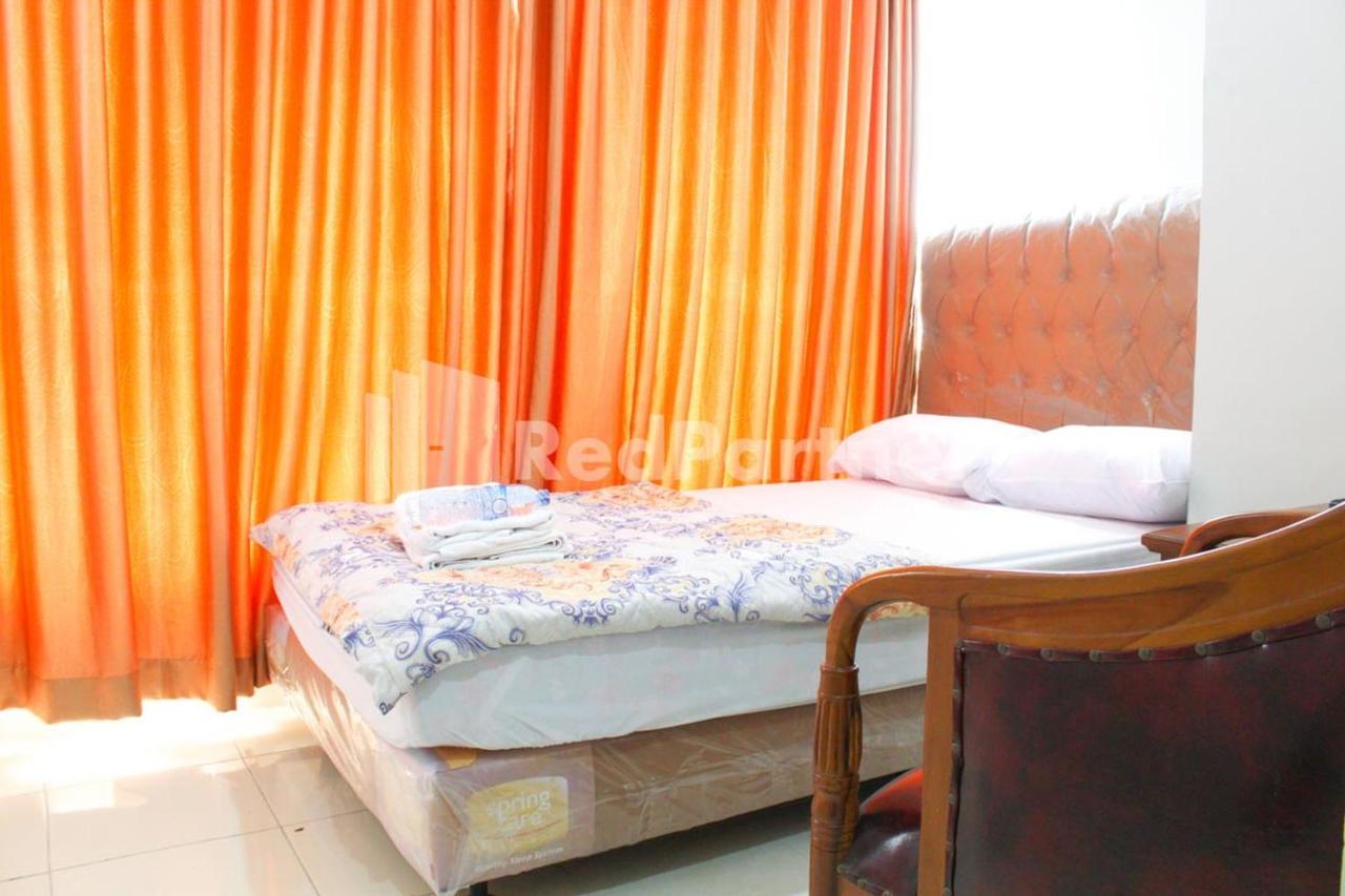 Brahma Hotel Mitra Reddoorz Yakarta Exterior foto